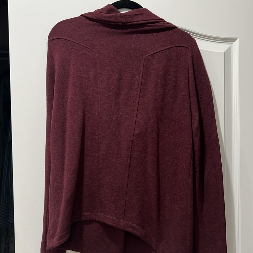 Sweater/jacket - Picture 3 of 4